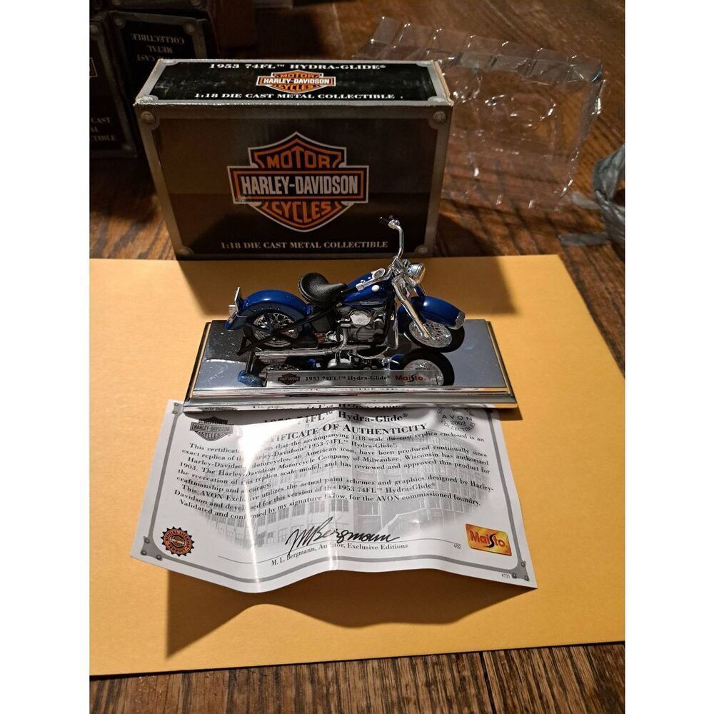 Vintage 2002 Harley Davidson Maisto Avon '53 74FL Hydra Glide Diecast Motorcycle